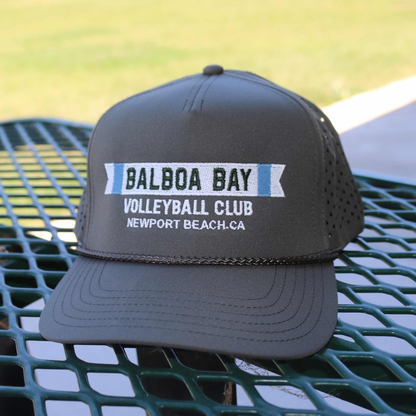 BURGEE TRUCKER HAT