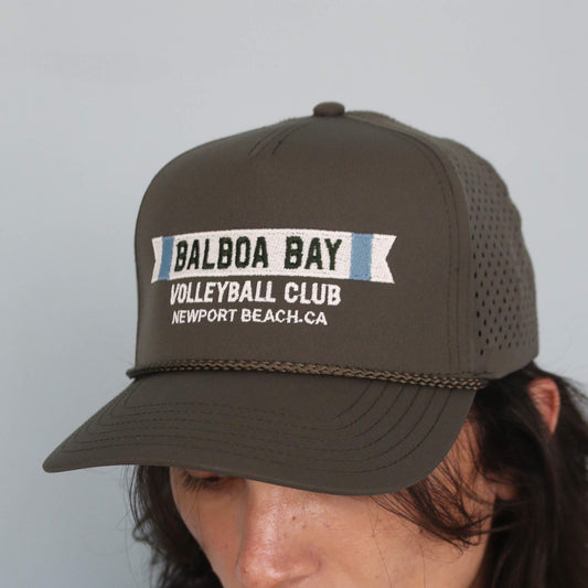 BURGEE TRUCKER HAT