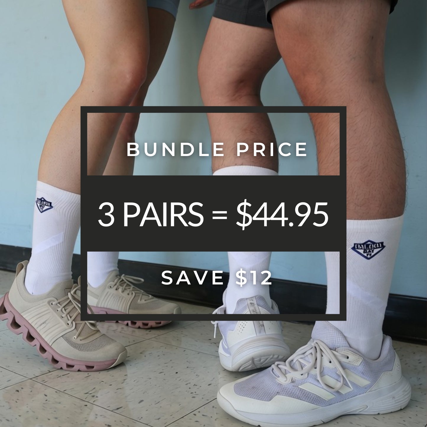 3 PACK OF SOCKS - SIZE SMALL